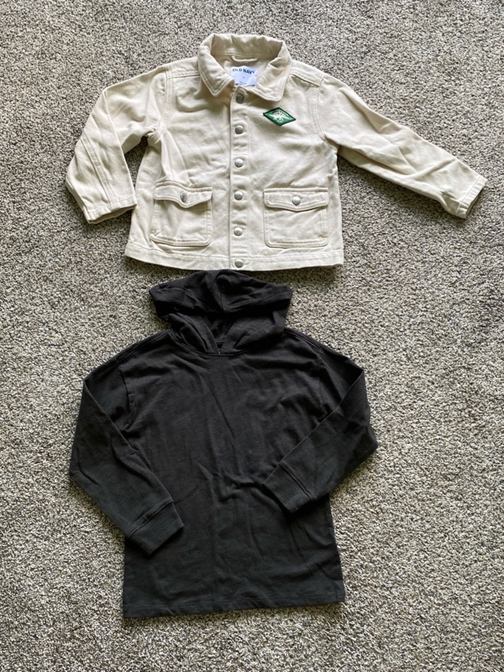 Old Navy Boys 5T Cream Dinosaur Button Jacket & Dark Grey Hoodie Layer Set